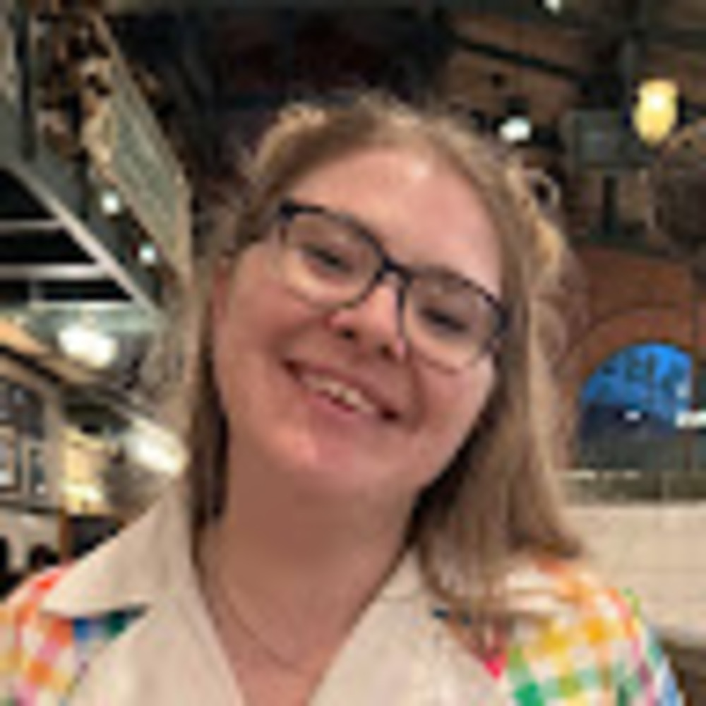 Meet your Posher, Kendra
